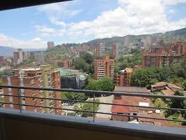 Balcones De Vergel - 2 Bedroom Apartment, 30 Day Stay Only! Medellin