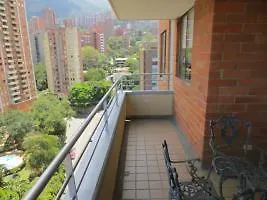 Balcones De Vergel - 2 Bedroom Apartment, 30 Day Stay Only! Medellin Hotel